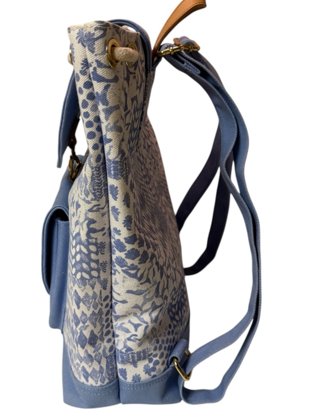 Vineyard Vines Blue Painted Rattan Daypack Backpack. - Picture 6 of 11